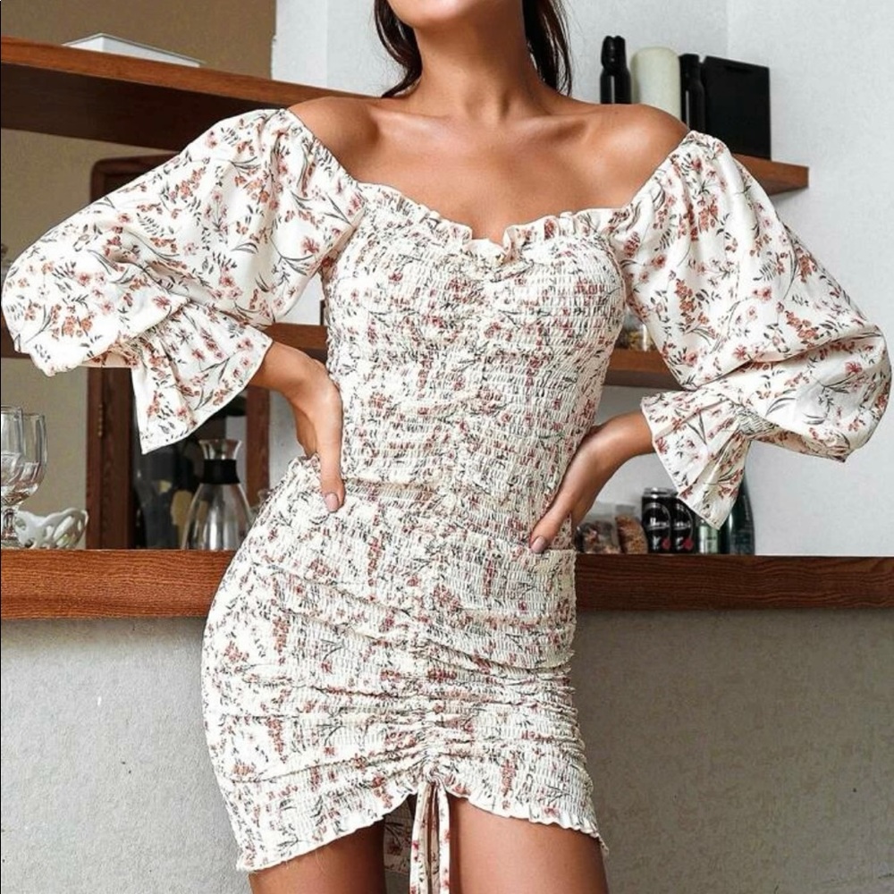 Long sleeve drawstring dress
